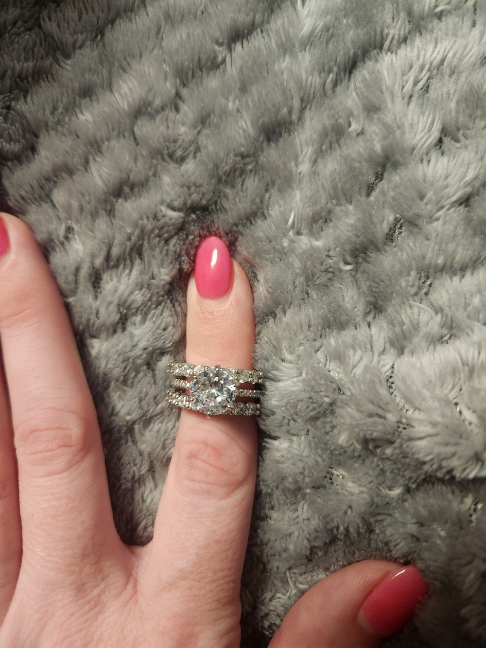 Silver-Tone Womens Bridal Ring Set "Travel" Size 7